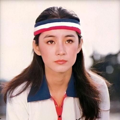 香港明星朱红,香港影视界的璀璨明珠